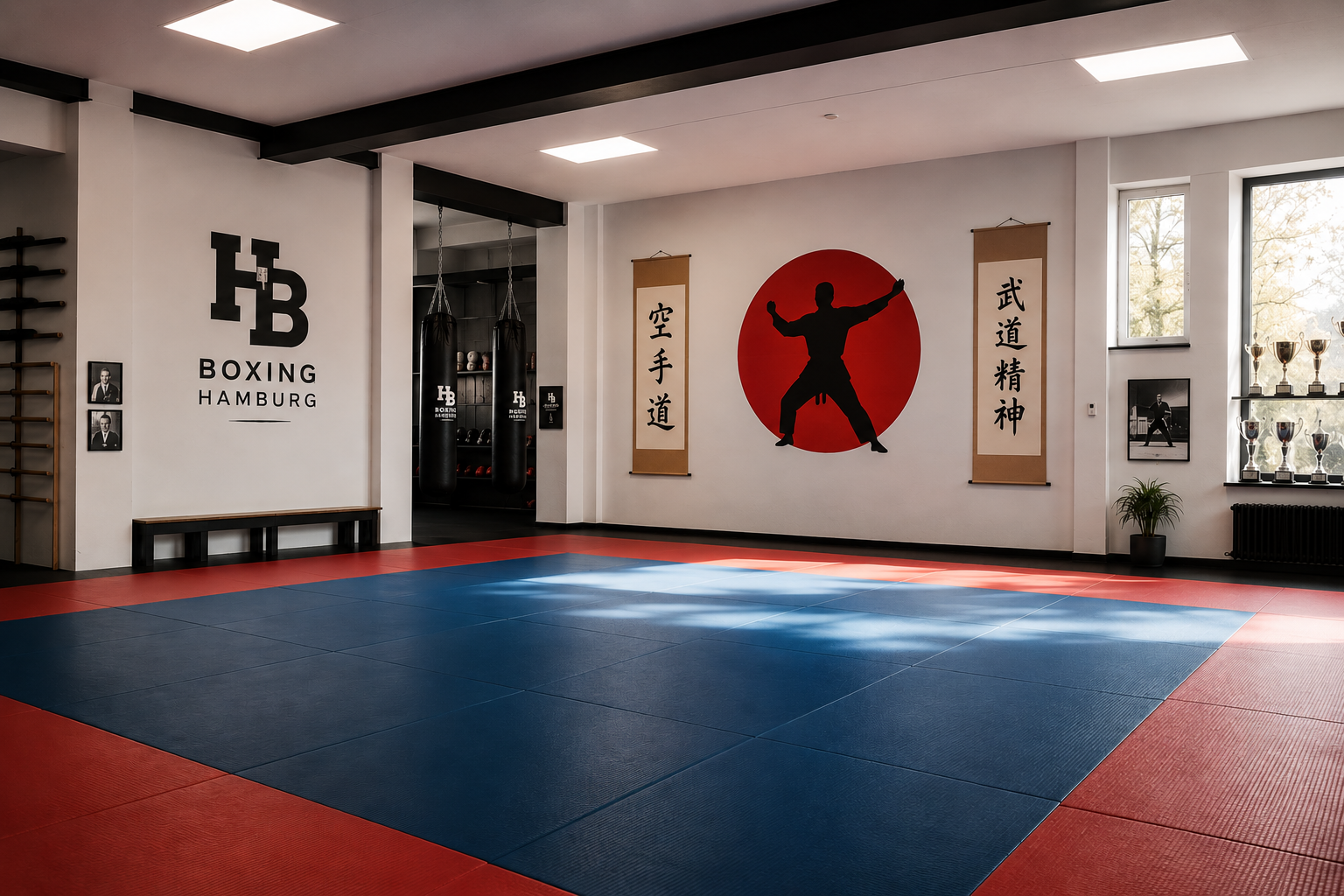 Dojo-Bereich im HB-Boxing Studio mit Tatami-Matten und Platz für Karate und Taekwondo.