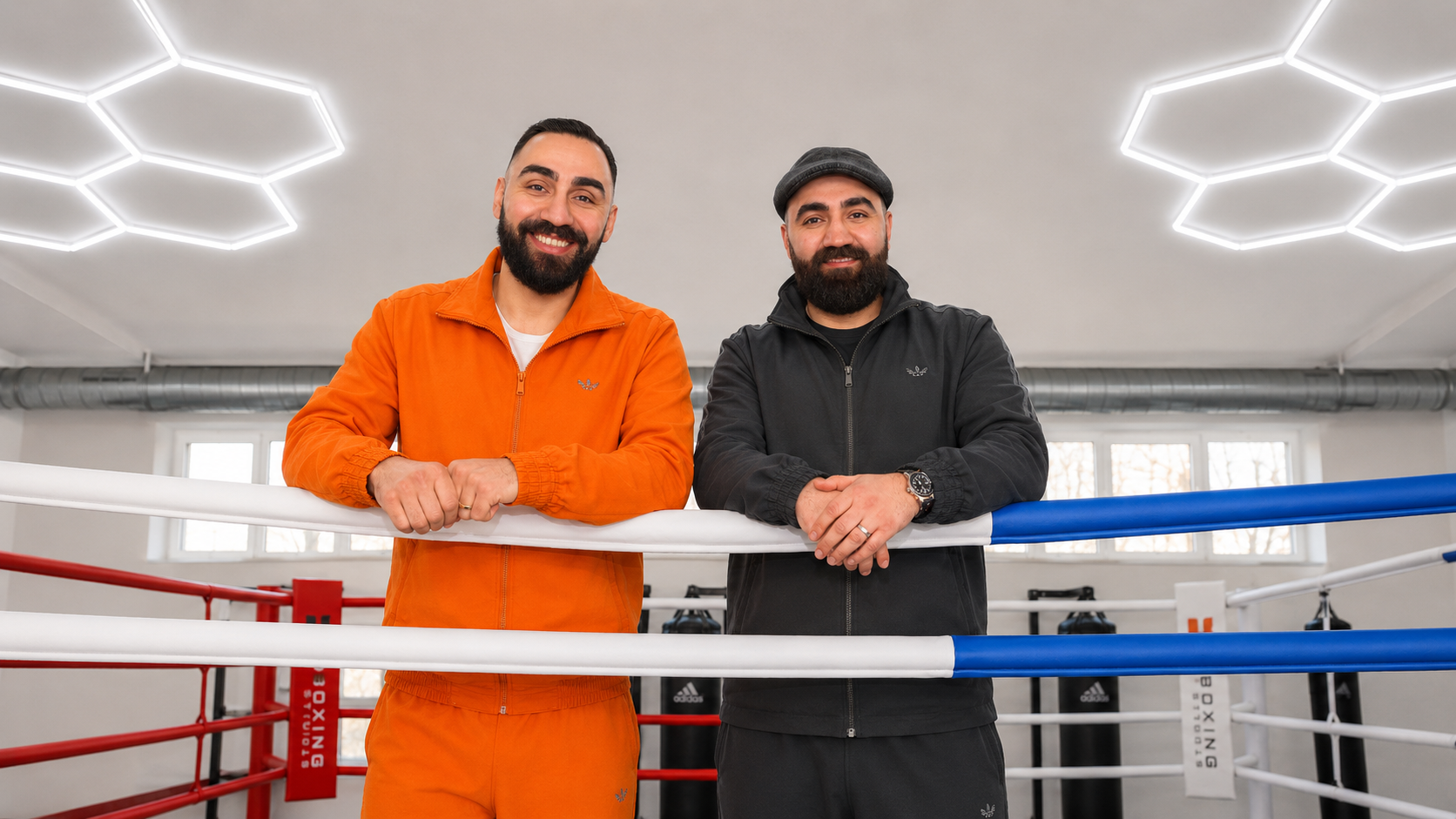 Robert und Artem Harutyunyan beim persönlichen Training im HB-Boxing Studio.